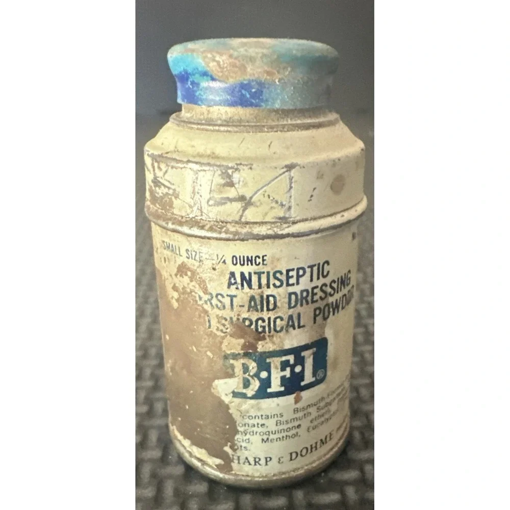 Rare Vintage Wernet's Antiseptic First Aid Powder Professional Sample Tube Tin